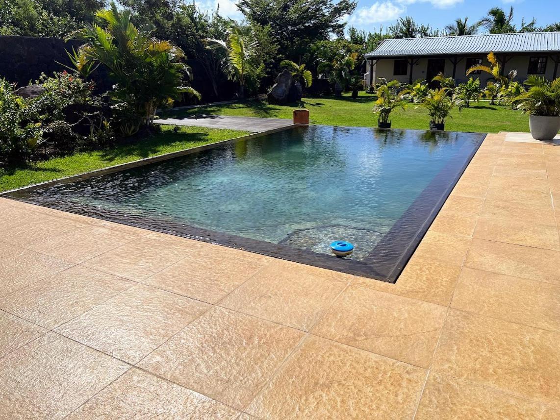 Lakaz Kannell - Vanilla Lodge, Secluded Outside Bath & Shower Infinity Pool Кап Малёрё Экстерьер фото